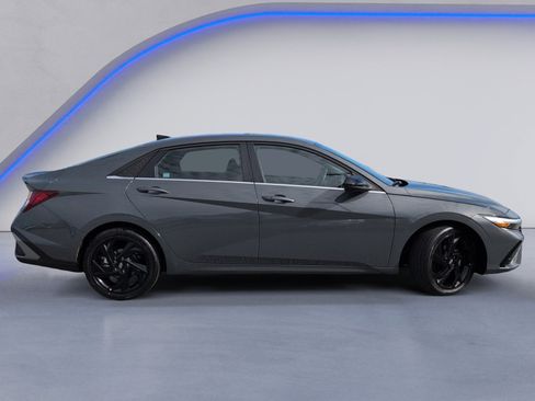 New 2026 Hyundai Elantra SEL Sport Premium w/ Cargo Package FWD image 3