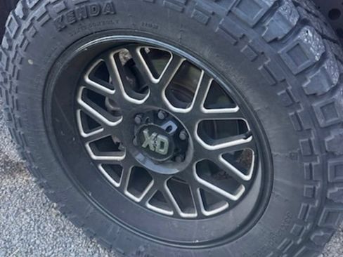 Used 2018 Ford F150 Platinum w/ Equipment Group 701A Luxury AWD/4WD image 11