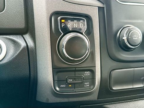 Used 2017 RAM 1500 Express image 16