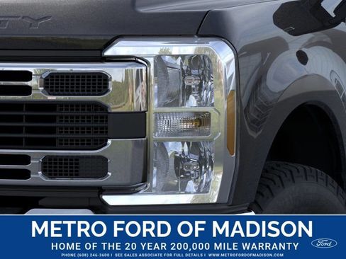 New 2025 Ford F350 XLT w/ 360-Degree Camera Package AWD/4WD image 19