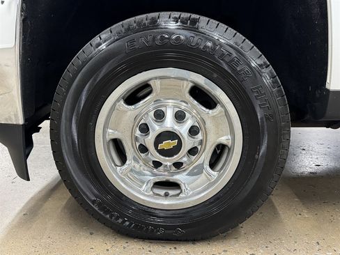 Used 2016 Chevrolet Silverado 2500 W/T AWD/4WD image 6