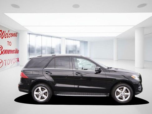 Used 2017 Mercedes-Benz GLE 350 w/ Premium 1 Package image 5