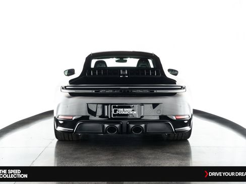 Used 2025 Porsche 911 Carrera GTS image 7