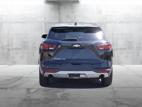 Used 2025 Chevrolet Blazer LT AWD/4WD image 6