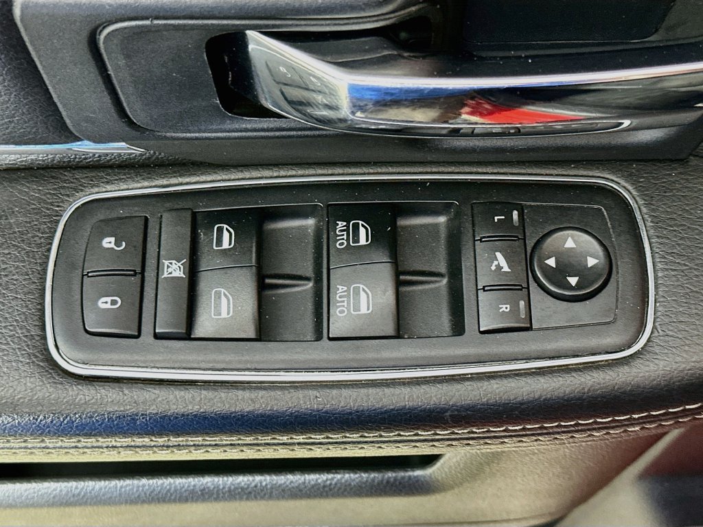 Used 2014 RAM 1500 Sport w/ Remote Start & Security Group RWD image 22