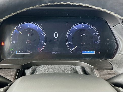 Used 2022 Jeep Grand Cherokee L Limited w/ Luxury Tech Group II image 12