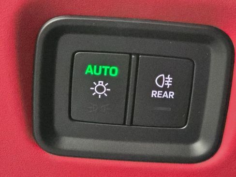 New 2026 Porsche Cayenne image 27