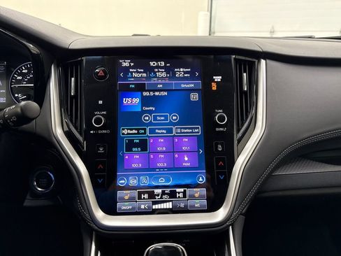 Used 2022 Subaru Outback Premium image 17