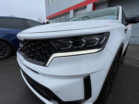Used 2023 Kia Sorento SX image 26