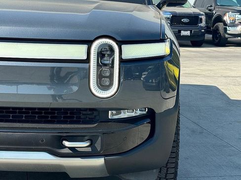 Used 2022 Rivian R1T Launch Edition image 10