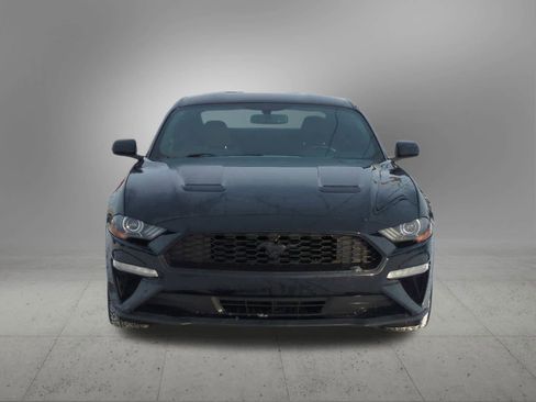 Used 2018 Ford Mustang Coupe image 9