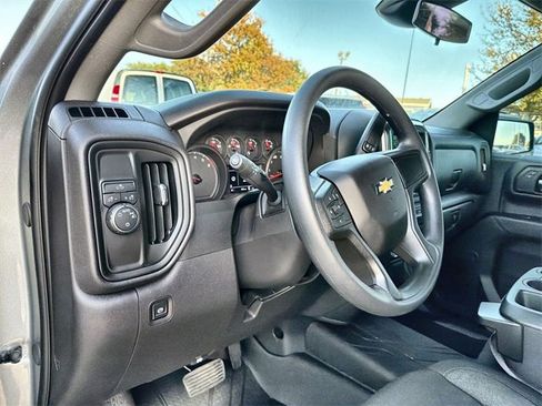 Certified 2025 Chevrolet Silverado 1500 Custom image 10