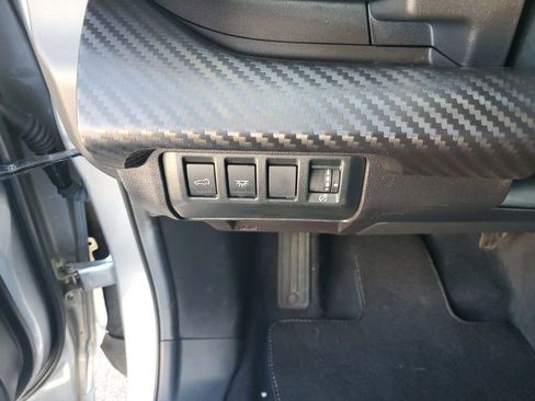 Used 2025 Subaru Ascent Premium image 33