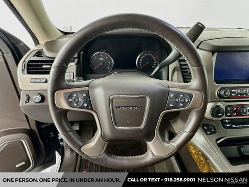 Used 2015 GMC Yukon XL Denali w/ Premium Package AWD/4WD image 11