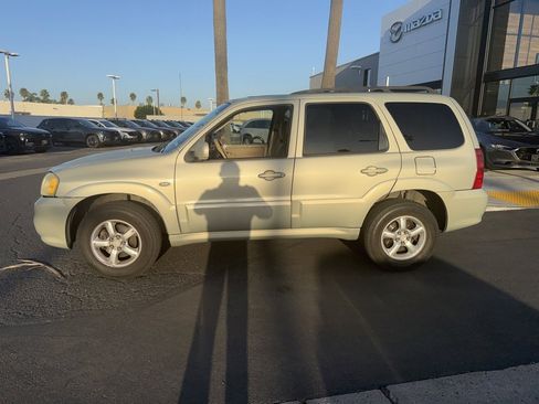 Used 2006 MAZDA Tribute s w/ Package 1 image 2