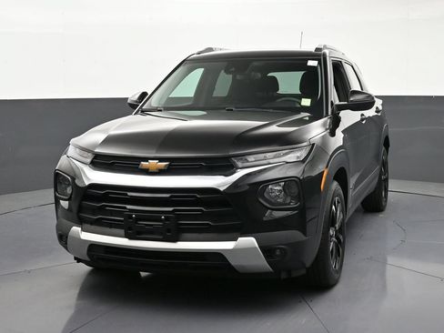 Used 2023 Chevrolet TrailBlazer LT FWD image 8