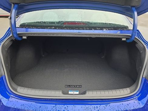New 2026 Hyundai Elantra Limited FWD image 21