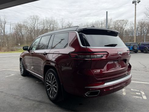 Used 2025 Jeep Grand Cherokee L Summit image 4