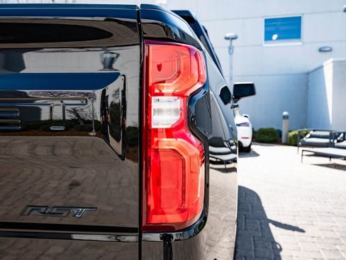 Used 2021 Chevrolet Silverado 1500 RST image 9