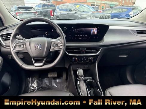 Used 2024 Buick Encore GX Sport Touring AWD/4WD image 12