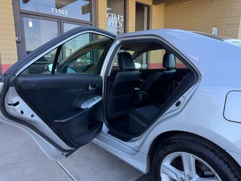Used 2012 Toyota Camry SE image 19