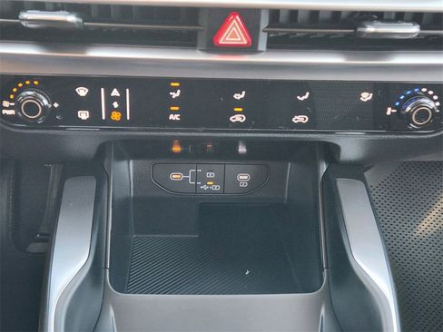 New 2026 Kia Sorento LX image 14