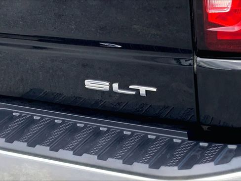 Used 2024 GMC Sierra 1500 SLT image 10