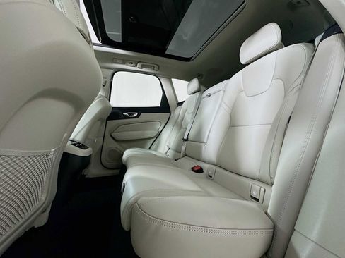 New 2026 Volvo XC60 B5 Ultra w/ Climate Package PRO image 22