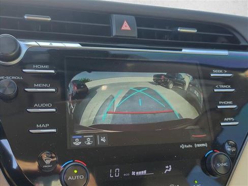 Certified 2020 Toyota Camry XLE FWD image 19
