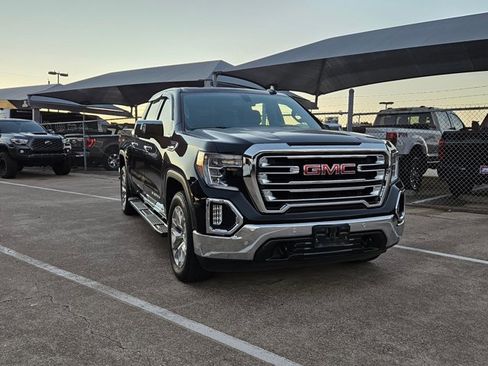 Used 2019 GMC Sierra 1500 SLT image 3