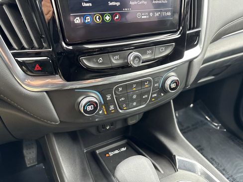 Used 2023 Chevrolet Traverse LT image 22