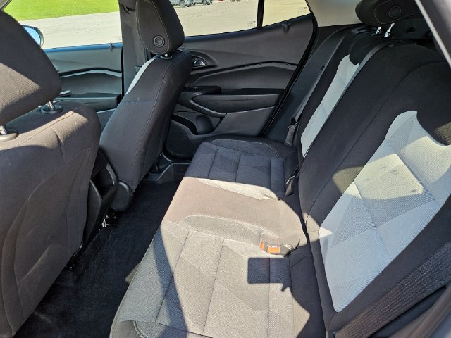 Used 2024 Chevrolet Trax LS w/ Driver Confidence Package FWD image 25