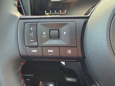 New 2026 Nissan Kicks SR w/ Cold Weather Package image 15