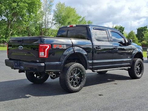 Used 2017 Ford F150 XLT w/ Equipment Group 302A Luxury AWD/4WD image 9