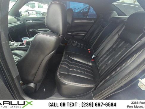 Used 2019 Chrysler 300 S image 4