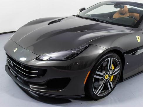 Certified 2019 Ferrari Portofino image 30