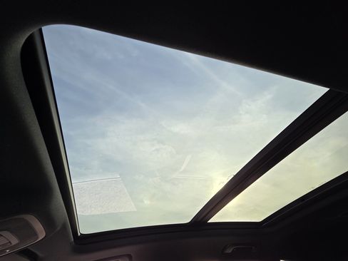 Used 2025 Audi Q3 2.0T Premium w/ Convenience Package image 15