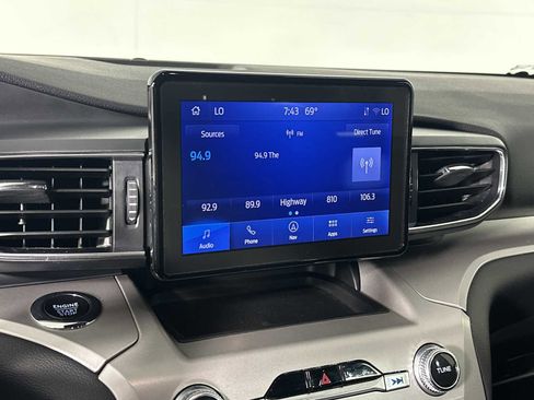 Used 2023 Ford Explorer XLT w/ Equipment Group 202A image 34