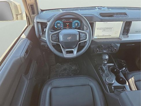 New 2025 Ford Bronco Outer Banks image 10