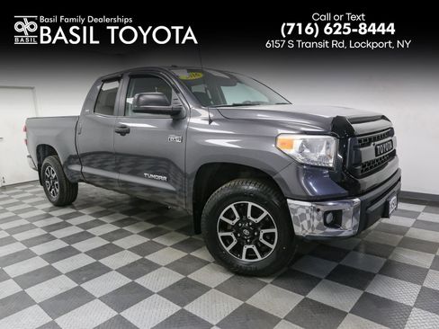 Used 2016 Toyota Tundra SR5 image 1