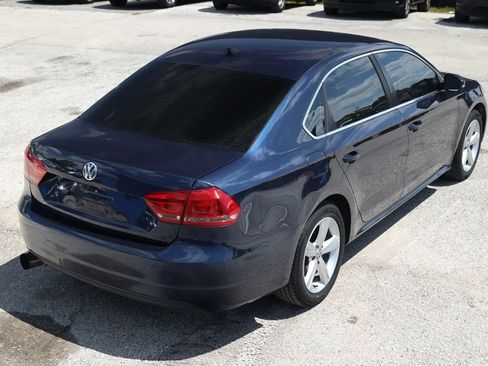 Used 2015 Volkswagen Passat 1.8T SE FWD image 7