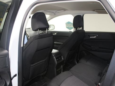 Used 2024 Ford Edge SE image 22