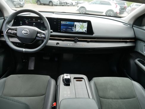 Certified 2024 Nissan Ariya AWD image 10