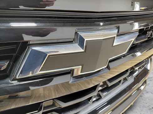 Used 2025 Chevrolet Silverado 1500 RST AWD/4WD image 15