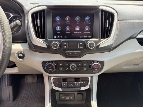 Used 2022 GMC Terrain SLE w/ Driver Convenience Package FWD image 39