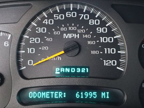 Used 2003 GMC Sierra 1500 SLT w/ SLT Preferred Equipment Group AWD/4WD image 64