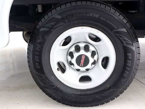 Used 2019 GMC Savana 3500 w/ Power Convenience Package image 29