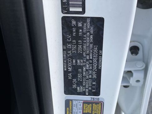 Used 2024 Kia Forte LXS w/ LXS Technology Package FWD image 29