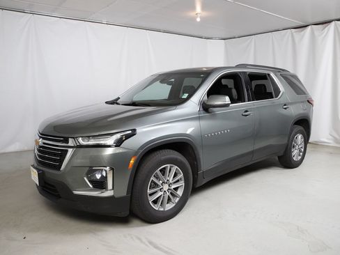 Used 2022 Chevrolet Traverse LT AWD/4WD image 19