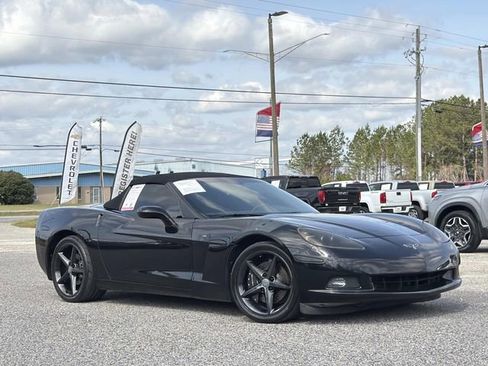 Used 2011 Chevrolet Corvette Convertible w/ Preferred Equipment Group image 2